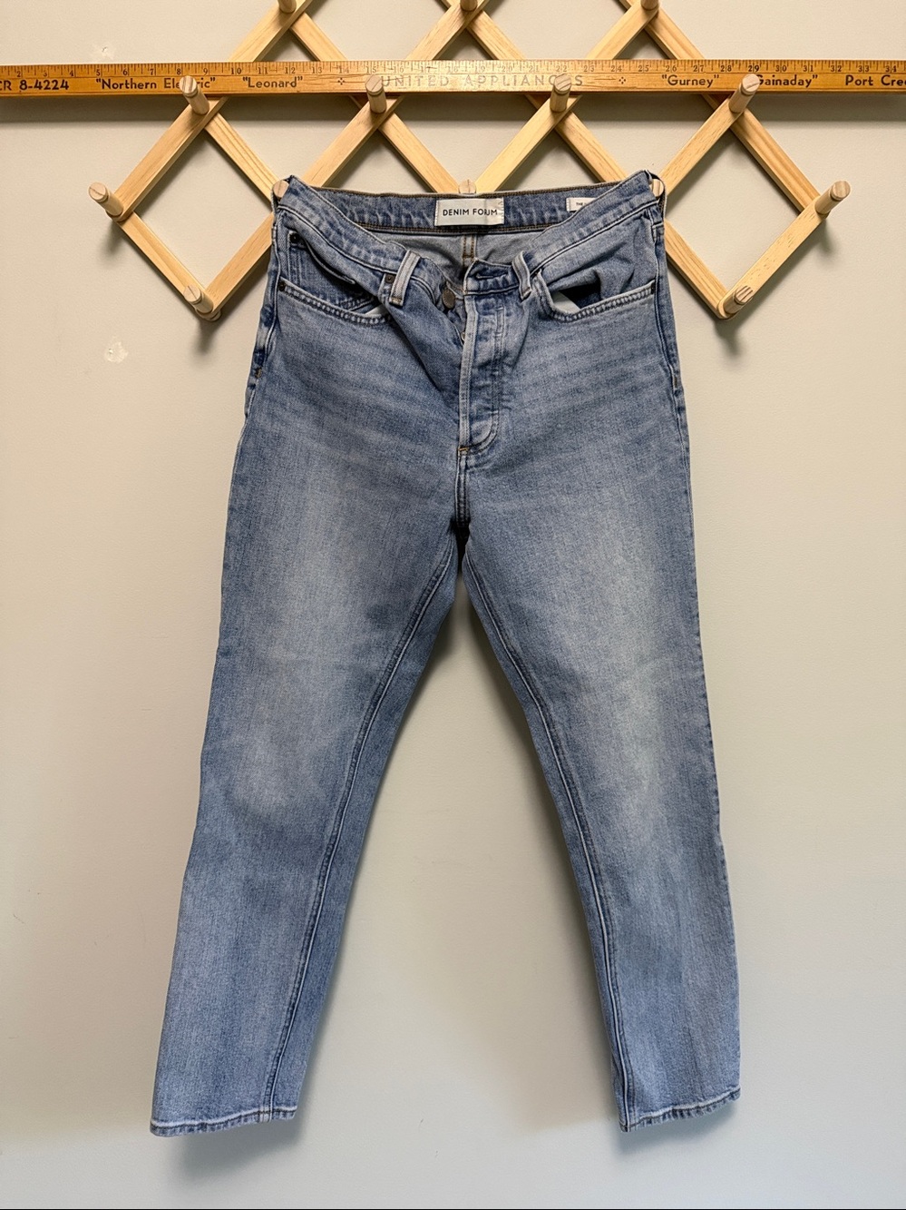 Denim Forum Yoko High Rise Slim Jeans | Size 29 | Light Wash Blue